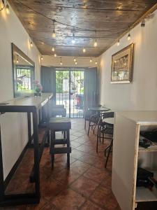 Un restaurant sau alt loc unde se poate mânca la Hotel Pura Vida