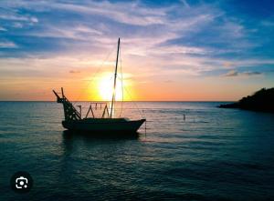 Peisaj natural din apropierea acestui hotel +3 fotografii