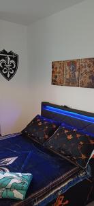 Ένα ή περισσότερα κρεβάτια σε δωμάτιο στο Maison individuelle Le Royaume Sauvage Gîte +4 φωτογραφίες