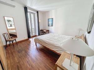 Ένα ή περισσότερα κρεβάτια σε δωμάτιο στο Luxury 1 bedroom Quai St Pierre 2 mins from the Palais & Croisette 269