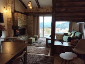 Khu vực ghế ngồi tại Λαγουδόσπιτο