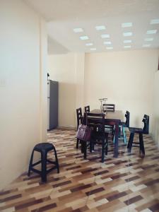 Fotografie z fotogalerie ubytování Departamento amoblado en primer piso 200 MTS a tu disposición con todos los servicios v destinaci Tacna + 4 fotografie