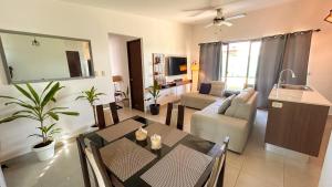 Billede fra billedgalleriet på Near Plaza, Cafe! Sunset Beach House Garden Kitchen i Palo Verde