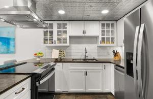 Η κουζίνα ή μικρή κουζίνα στο Downtown Basalt Living with Outdoor Space