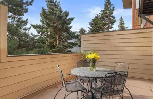 Μπαλκόνι ή βεράντα στο Downtown Basalt Living with Outdoor Space