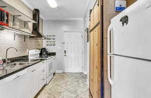 Η κουζίνα ή μικρή κουζίνα στο Balcony Views to Gatlinburg