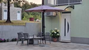 Αίθριο ή υπαίθριος χώρος στο Apartman Jurišić