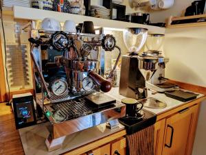 Kuchyň nebo kuchyňský kout v ubytování Chateau Murdock Gite