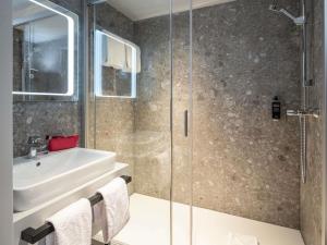 Vannituba majutusasutuses ibis Styles Graz Messe