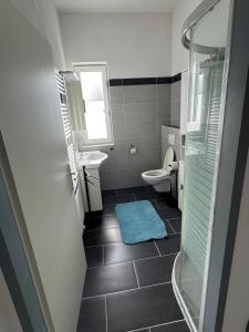 Ένα μπάνιο στο Wohnung 6 Toni