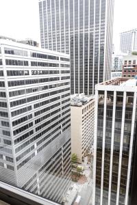 Nespecifikovaný výhled na destinaci New York nebo výhled na město při pohledu z apartmánu