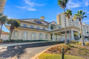 Το κτήριο όπου στεγάζεται  η παραθεριστική κατοικία