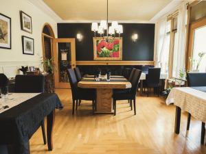 Posezení v ubytování Chateau Murdock Gite