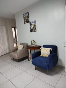 Posezení v ubytování The Diamond Hotel San Benito + 24 fotografií