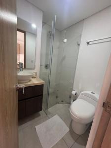 Koupelna v ubytování Estudio moderno en Usaquen,check in facil