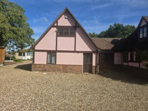 Το κτήριο όπου στεγάζεται  το καταφύγιο