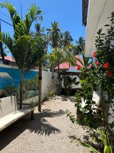 Κήπος έξω από το Tamu House Paje Beach