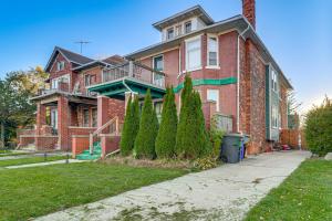 Budova, kde se prázdninový dům nachází