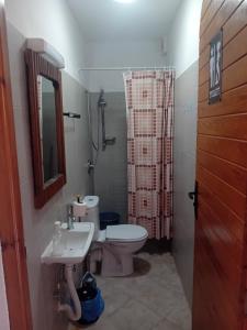 Ένα μπάνιο στο Villa azzurra imsouane +1 φωτογραφίες