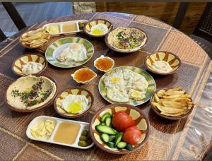 Jídlo v penzionu nebo okolí