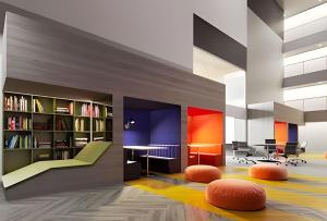 Η βιβλιοθήκη του διαμερίσματος