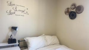 Giường trong phòng chung tại Making Home +16 ảnh