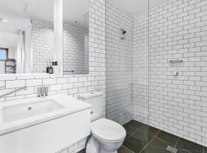 Φωτογραφία από το άλμπουμ του Charming 1-Bed Farm Cabin with Wood Fire σε Tenterfield