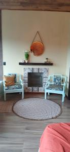 Posezení v ubytování Chale Da Terra Brasil, Piscina, Hidro dupla, lareira, vista espetacular