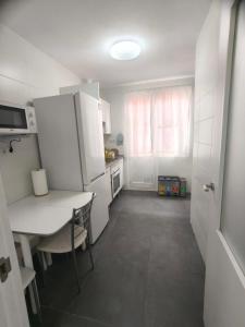 Køkken eller tekøkken på Habitación centro Bilbao zona artística