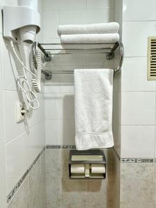 Ένα μπάνιο στο HS Altet Suites - Alicante Airport