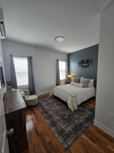 Φωτογραφία από το άλμπουμ του The Harrison σε Harrison