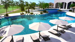 Bazén v ubytování PGM Hotel Resort Okinawa nebo v jeho okolí + 8 fotografií