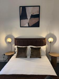 Ένα ή περισσότερα κρεβάτια σε δωμάτιο στο 2BR Flat West End Near Kelvingrove and City Centre