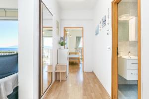 Vannituba majutusasutuses Apartments with parking space Zivogosce - Blato, Makarska - 22253 +71 fotot