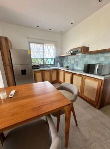 Kuchyň nebo kuchyňský kout v ubytování Casa de Las Flores