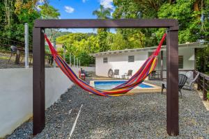 Κήπος έξω από το Tropical Paradise with Private Pool & Forest Views