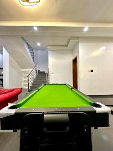 Galeriebild der Unterkunft Mega Villa 5 Bedroom Stand Alone Duplex in Ikuata