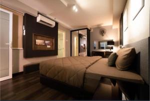 Ένα ή περισσότερα κρεβάτια σε δωμάτιο στο Maritime suite Karpal sign sea view