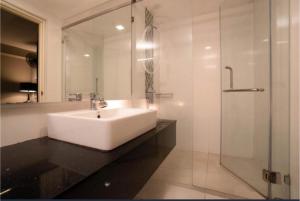 Ένα μπάνιο στο Maritime suite Karpal sign sea view