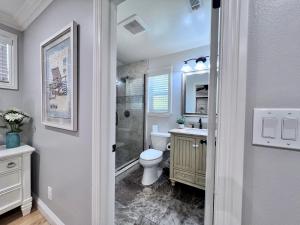 Et badeværelse på Destination #25 + 32 billeder