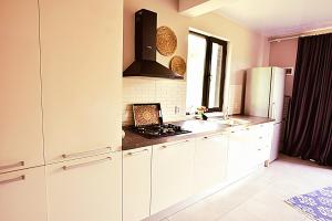 Η κουζίνα ή μικρή κουζίνα στο Eiffel Bridge +19 φωτογραφίες