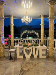 Galeriebild der Unterkunft Plaza & Hotel California in La Entrada