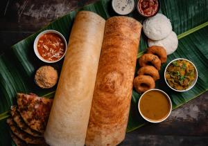 Jídlo v hotelu nebo okolí