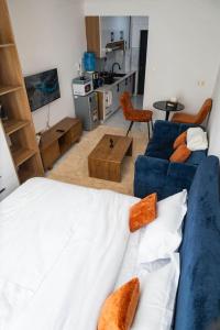 Ένα ή περισσότερα κρεβάτια σε δωμάτιο στο Kilimani Chic Studio