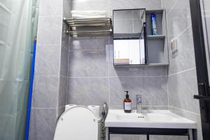 Ένα μπάνιο στο Kilimani Chic Studio +14 φωτογραφίες