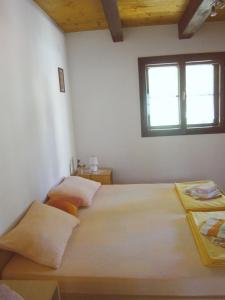 Voodi või voodid majutusasutuse Room Bea Rastoke toas +24 fotot