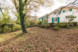 Zahrada ubytování Maison En Bord De Rivière