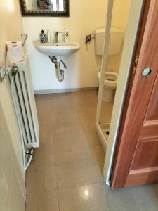 Koupelna v ubytování Central parking free