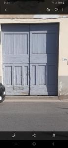 Το κτήριο όπου στεγάζεται  το διαμέρισμα