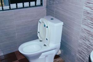 Koupelna v ubytování Villagers Team Hospitability